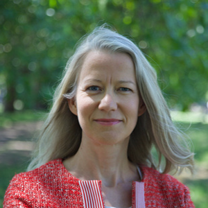 Anna Clunes